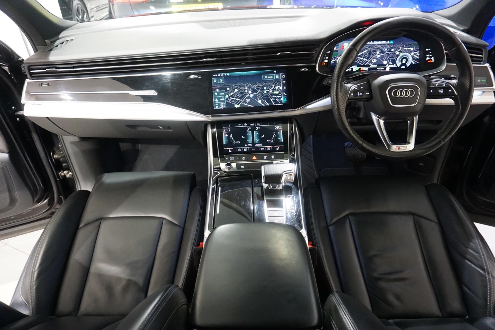 Audi Q7 3.0 TFSIe V6 55 S line SUV 5dr Petrol Plug-in Hybrid Tiptronic quattro Euro 6 (s/s) 17.9kWh (381 ps)